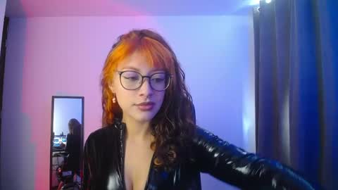 sweet_venus4 online show from April 24, 4:53 pm