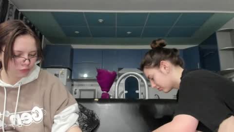 sweet_violetti online show from March 2, 4:10 pm