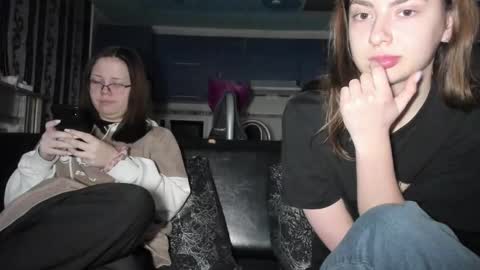 sweet_violetti online show from March 3, 4:03 pm