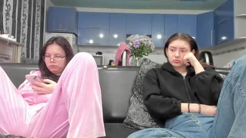 sweet_violetti online show from March 10, 5:07 pm