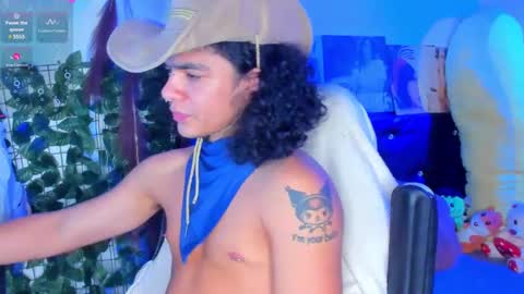 Snapshot of sweet_vond chatting on January 23, 12:04 am Steven independent model online show from January 23, 12:04 am
