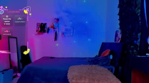 Snapshot of sweet_vond chatting on October 14, 6:09 pm Steven independent model online show from October 14, 6:09 pm