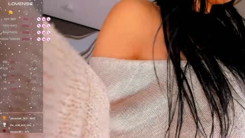 Yasu online show from December 22, 9:55 am