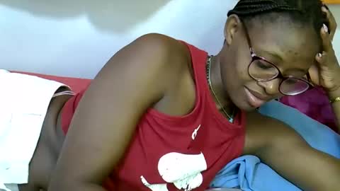 sweet_zarah online show from April 2, 3:04 am