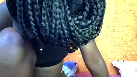 sweet_zarah online show from April 16, 9:10 am