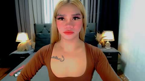 bea takashi  online show from April 21, 9:37 am