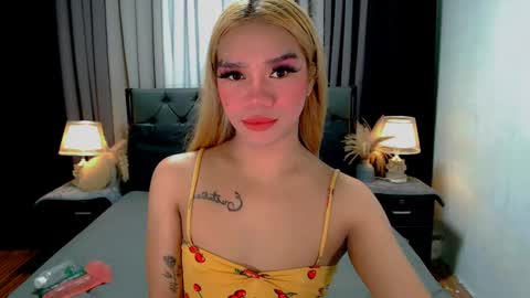 bea takashi  online show from April 23, 9:30 am