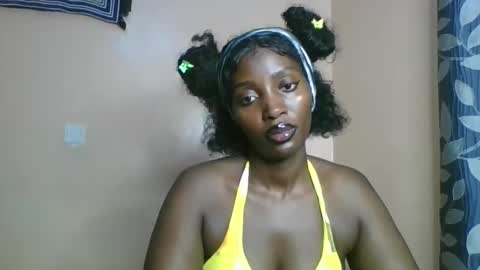 Snapshot of sweet_zuri3 chatting on May 11, 10:21 am zuri online show from May 11, 10:21 am