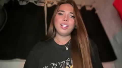 Snapshot of sweetalexa19 chatting on December 6, 5:11 pm alexa your one and only queen online show from December 6, 5:11 pm