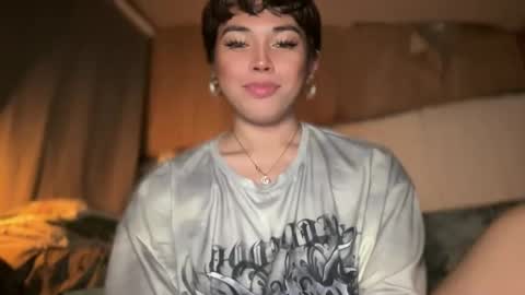 Snapshot of sweetalexa19 chatting on January 2, 2:35 pm alexa your one and only queen online show from January 2, 2:35 pm