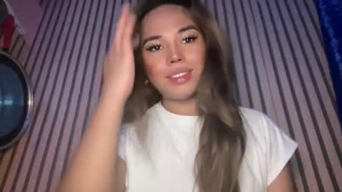 Snapshot of sweetalexa19 chatting on September 15, 6:13 am alexa your one and only queen online show from September 15, 6:13 am