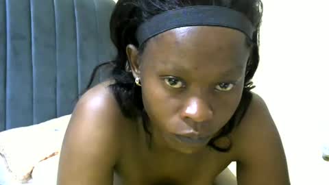 Snapshot of sweetalianah chatting on May 9, 5:23 am LIANAH online show from May 9, 5:23 am