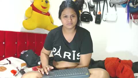 Snapshot of sweetalmaa chatting on January 22, 9:35 am Alma online show from January 22, 9:35 am