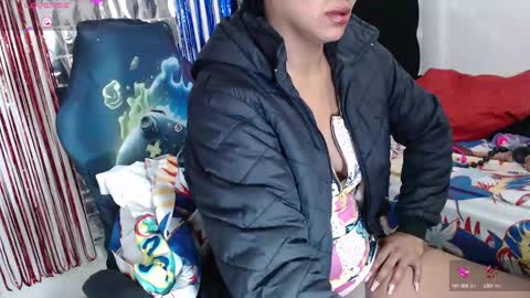 Snapshot of sweetalmaa chatting on September 12, 9:42 am Alma online show from September 12, 9:42 am