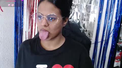 Snapshot of sweetalmaa chatting on September 16, 7:04 pm Alma online show from September 16, 7:04 pm