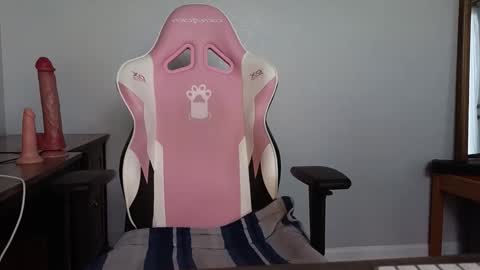 Snapshot of sweetandsassydee chatting on October 23, 3:22 pm Sweet Dee online show from October 23, 3:22 pm