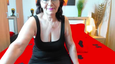 Snapshot of sweetangell69_ chatting on February 10, 5:14 am Viorica online show from February 10, 5:14 am
