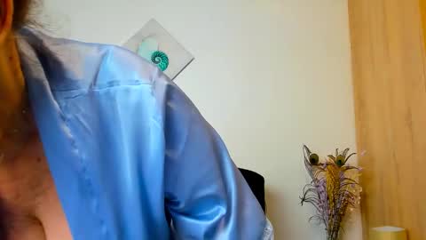 Viorica online show from April 9, 2:11 am