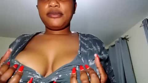 Snapshot of sweetateka chatting on January 23, 9:39 pm Sweetateka online show from January 23, 9:39 pm