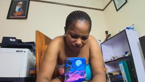 Snapshot of sweetateka chatting on January 25, 6:46 pm Sweetateka online show from January 25, 6:46 pm