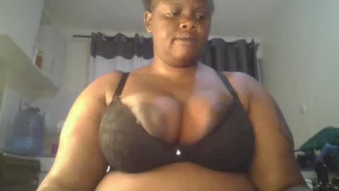 sweetbaby46 online show from October 3, 2:41 am