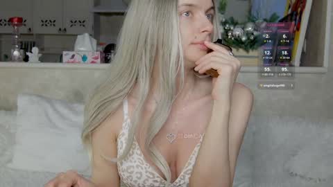 sweetbabyxx2021 online show from December 15, 4:29 am