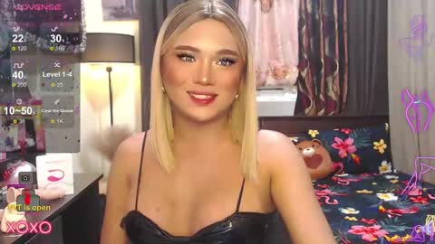 bella online show from December 8, 7:32 pm