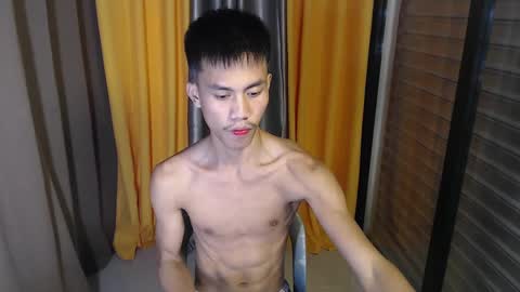 Snapshot of sweetbigcockz chatting on February 5, 9:46 am sweetbigcockz online show from February 5, 9:46 am