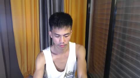 Snapshot of sweetbigcockz chatting on February 6, 12:48 pm sweetbigcockz online show from February 6, 12:48 pm