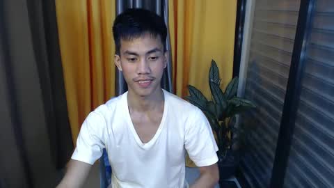 Snapshot of sweetbigcockz chatting on February 11, 7:16 pm sweetbigcockz online show from February 11, 7:16 pm