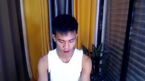 Snapshot of sweetbigcockz chatting on February 26, 7:53 am sweetbigcockz online show from February 26, 7:53 am