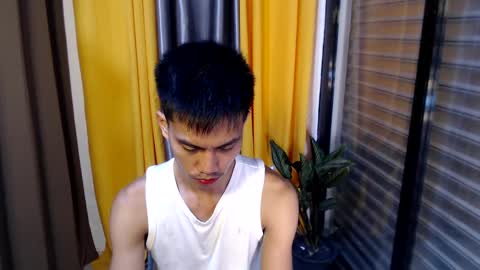 Snapshot of sweetbigcockz chatting on February 26, 4:35 pm sweetbigcockz online show from February 26, 4:35 pm