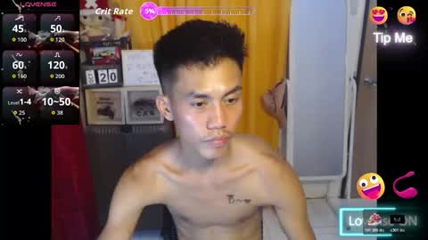 Snapshot of sweetbigcockz chatting on October 19, 1:56 pm sweetbigcockz online show from October 19, 1:56 pm