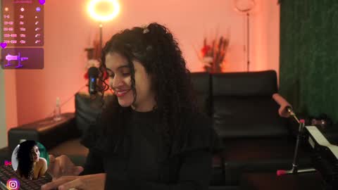 Salom independent model online show from January 3, 4:00 am