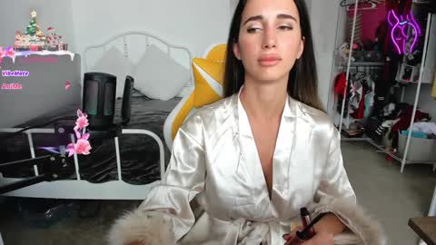 Anna online show from December 25, 5:05 pm