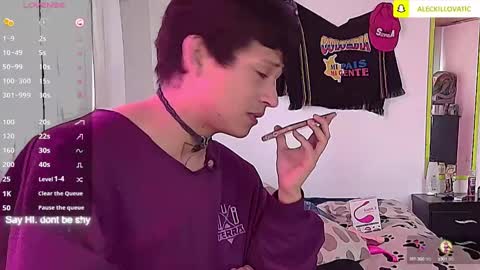 Snapshot of sweetc4meron chatting on December 9, 11:58 am Cameron Alejandro online show from December 9, 11:58 am