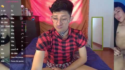 Snapshot of sweetc4meron chatting on September 21, 5:25 pm Cameron Alejandro online show from September 21, 5:25 pm