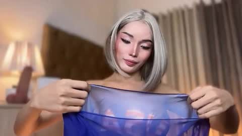 Candy online show from February 8, 5:49 pm