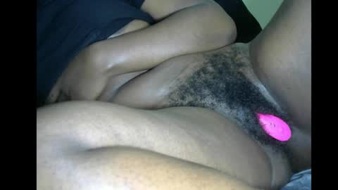 Snapshot of sweetchoclatebabe chatting on December 30, 7:11 pm choco online show from December 30, 7:11 pm