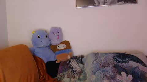 sweetcme online show from April 7, 1:50 am