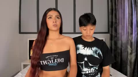 Eva Short hair girl  - Victoria Long red hair online show from October 30, 5:35 pm