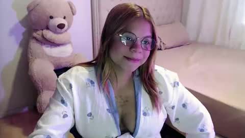 Cristal online show from October 28, 8:33 pm