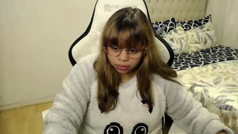 Snapshot of sweetcristalh chatting on May 23, 6:23 pm Cristal online show from May 23, 6:23 pm