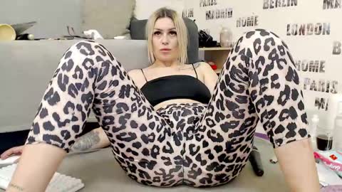 Daiana  Onlyfans - Blonddaiana online show from May 28, 7:44 pm