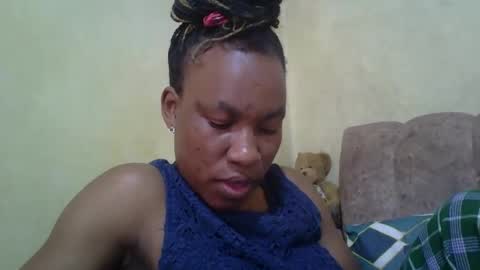 sweetdiva2012 online show from December 9, 4:45 am