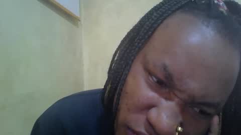 sweetdiva2012 online show from December 11, 4:39 am