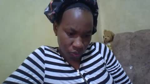 sweetdiva2012 online show from February 2, 4:26 am