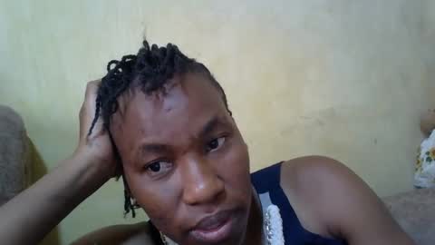 sweetdiva2012 online show from February 5, 7:39 am