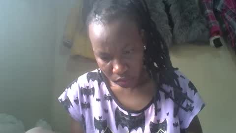 sweetdiva2012 online show from January 19, 5:22 am