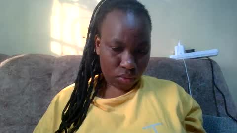 sweetdiva2012 online show from July 18, 4:38 am